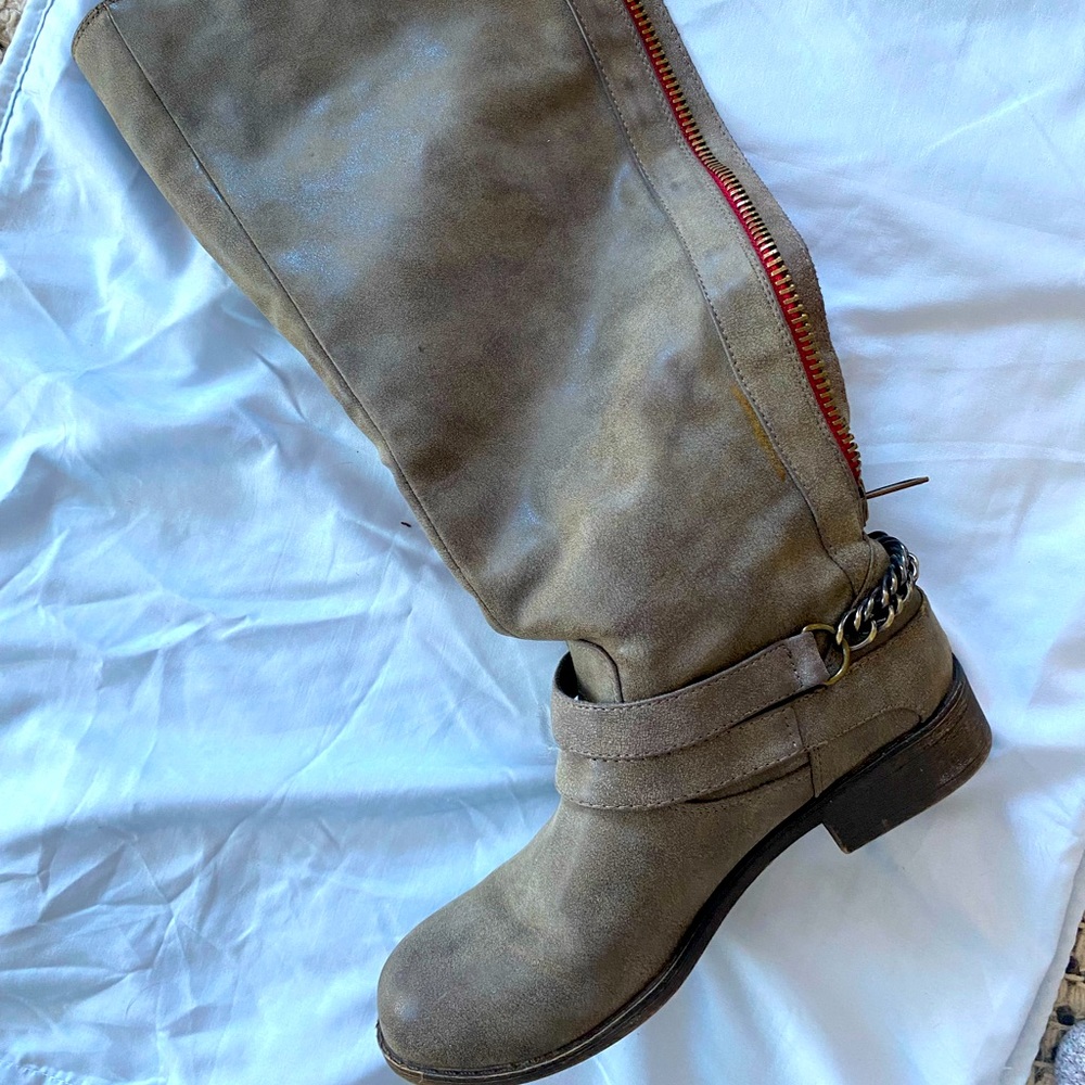 Steve Madden boots